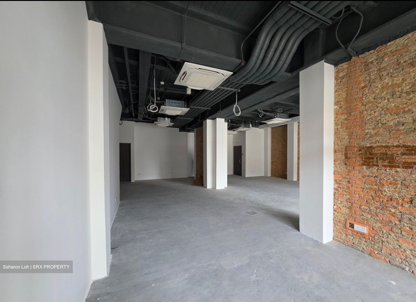 Serangoon Road (D8), Retail #596363171